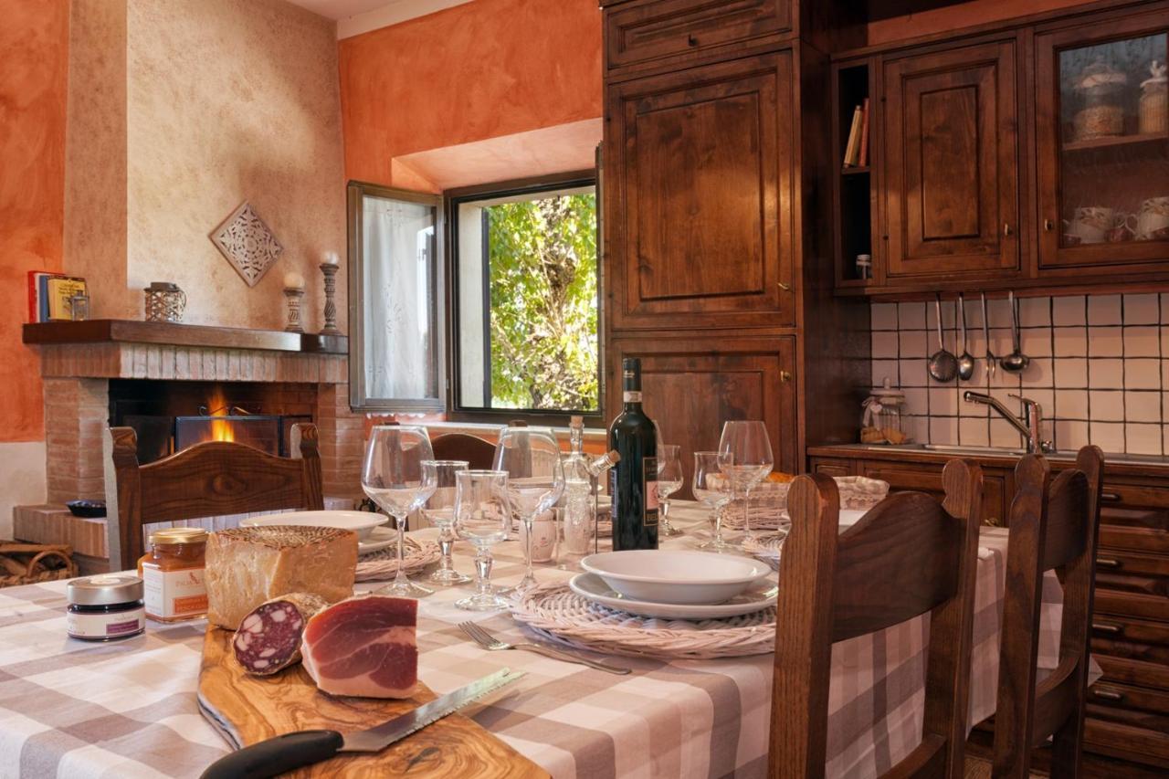 Agriturismo San Marcello Castiglione dʼOrcia Exterior foto